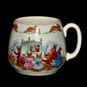 Bunnykins Mug "Punch and Judy" | Vintage Royal Doulton Bunnykins